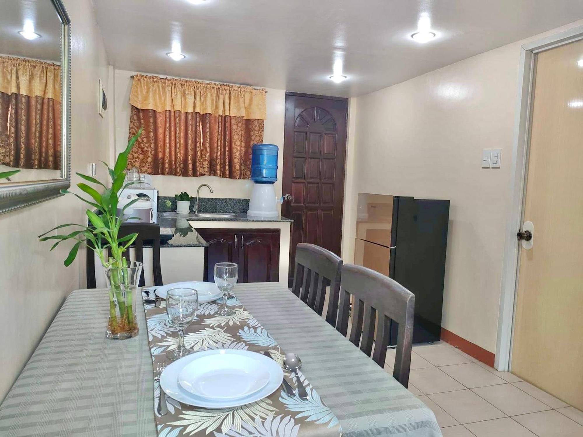 Pal-Watson Apartments Мактан Экстерьер фото